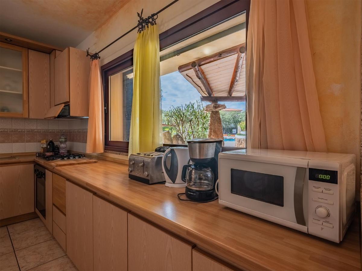 Sardinia Family Villas - Villa Mathilde With Private Pool Arzachena Bagian luar foto